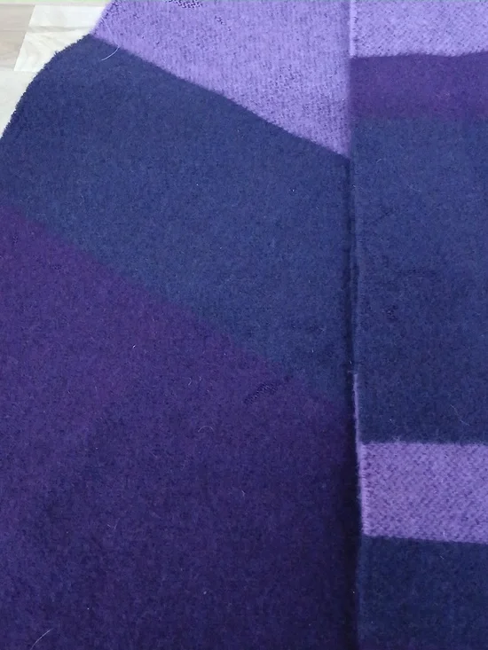 Burberry Wool Cashmere Blend Purple Striped Fringe Scarf - Picture 3 of 7